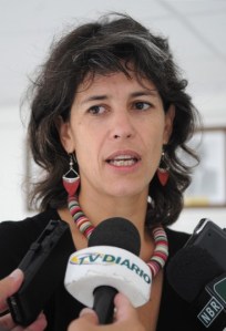 Sra. Frita Bolinhos deita falação