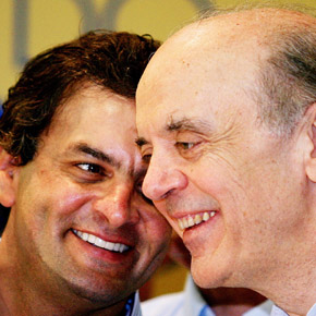 "Encosta tua cabecinha no meu peito e chora, Serra"