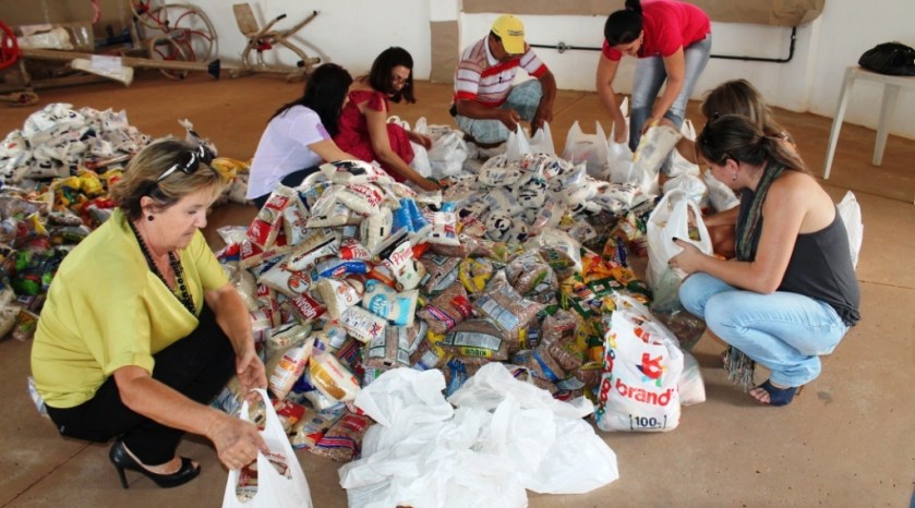 Cerca de quatro toneladas de alimentos distribuídos para entidades filantrópicas de Luís Eduardo Magalhães_2. Foto Leandro Abreu - ASCOM-LEM