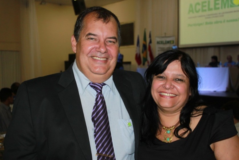 Marcelo Piccolo, 1º Tesoureiro, com a esposa