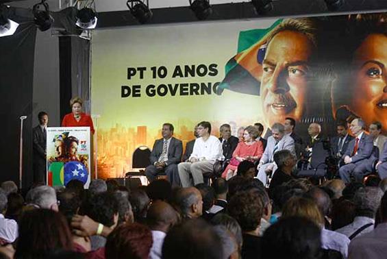 Festa dos bárbaros: na platéia, entre os assistentes, mais de um  século de cadeia em regime fechado