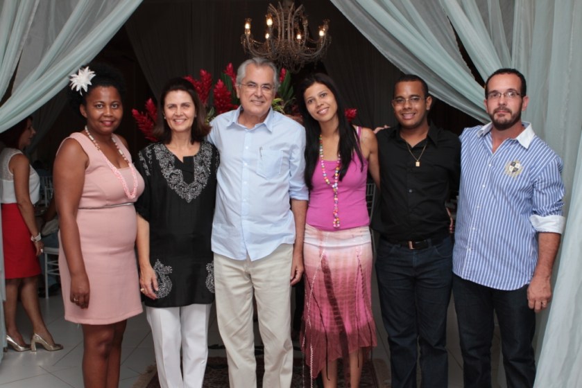 O prefeito Humberto Santa Cruz e a secretária de Ação Social, Maira de Andrada Santa Cruz, foram prestigiar o evento.