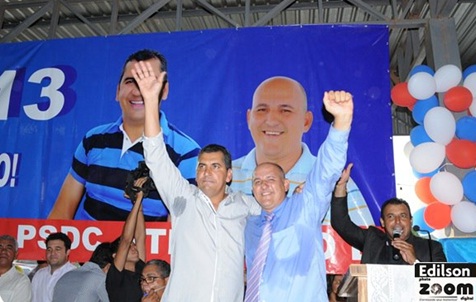 Márcio Mariano e Jurandir, uma das duplas de candidatos de Muquém