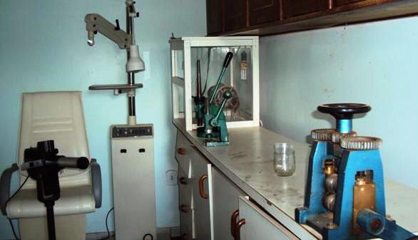 Gabinete de Optometria em situação irregular. 