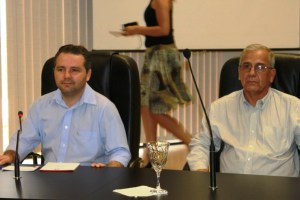 Os professores Poty Lucena e José Vasconcelos Lima Oliveira