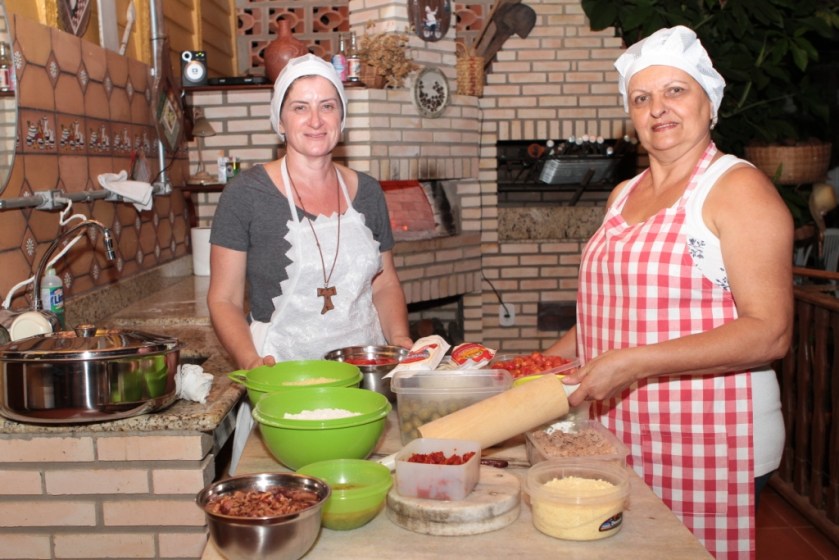 Valdete e Leonice Lang, lideranças da obra de caridade.