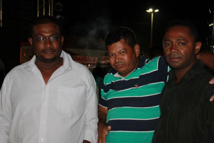 Jamanta, Amador e Charles Pereira, líderes comunitários e classistas presentes na festa