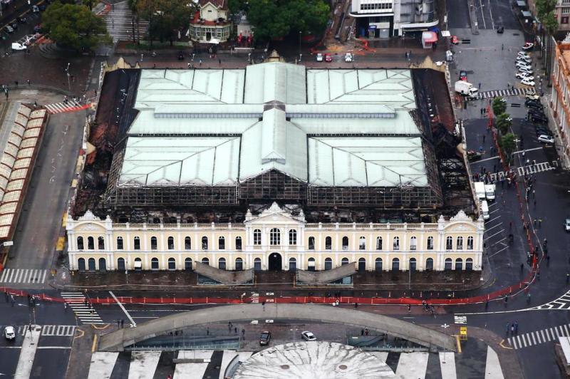 Vista aérea do Mercado: foto de Jefferson Botega, da Agência RBS.