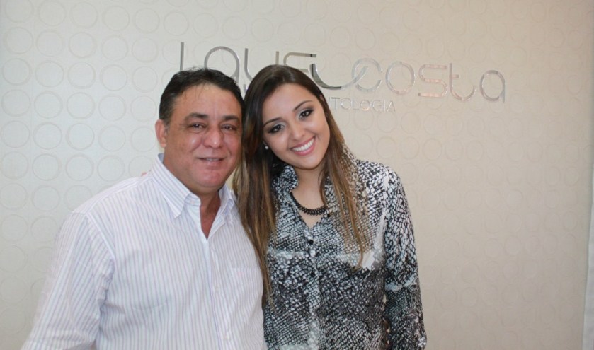 Lays e o feliz pai, que veio de Itumbiara para a inauguração.