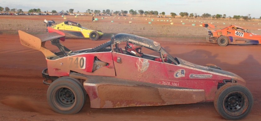 Rodrigo Ferreira, na arrancada: o piloto recebeu o carro apenas esta semana, largou em 13º e chegou em 10º. 