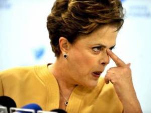 dilma-bolada