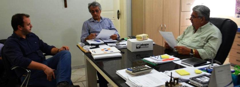 Uilham Hillebrand, o vice-prefeito Peu e o prefeito Antonio Henrique, de Barreiras