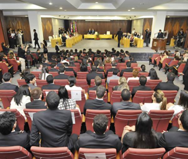 posse-novos_juizes_16092013_geral