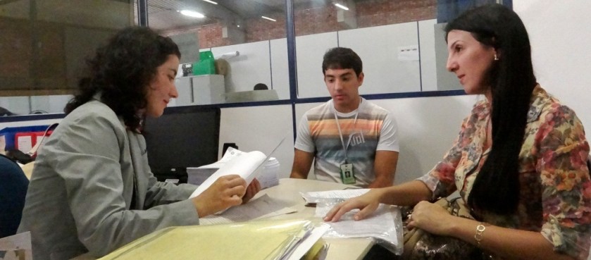 A Secretária de Meio Ambiente recebe representante do MP.