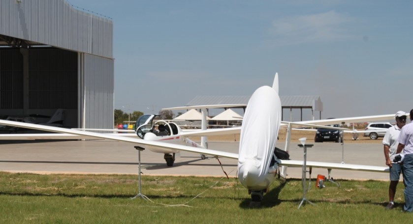 Planadores de alta performance em Luís Eduardo, ontem: os voos mais longos do mundo.