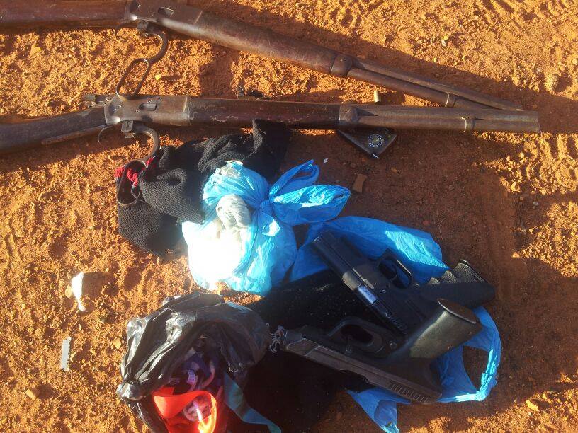 as armas encontradas