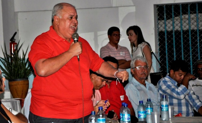 Jonas Paulo, fanfarrão e ousado.