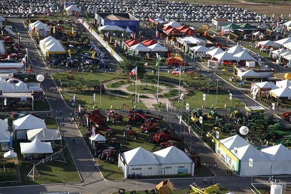 Bahia Farm Show 2013 - movimento - aérea