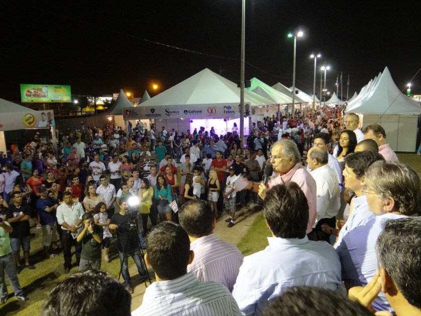 Em 2013, a FELEM contou com 86 expositores.