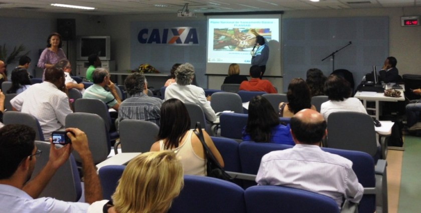 O objetivo central foi apresentar e discutir aspectos relacionados aos planos de saneamento básico, tendo por base a legislação em vigor.