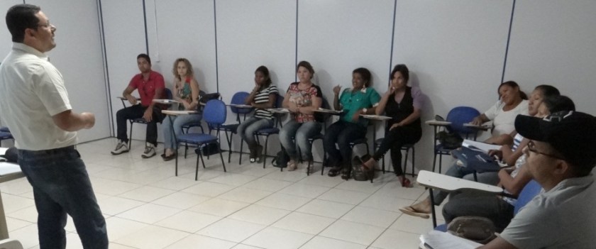 A palestra, SEI controlar meu dinheiro, foi realizada no auditório do Centro Administrativo Municipal.