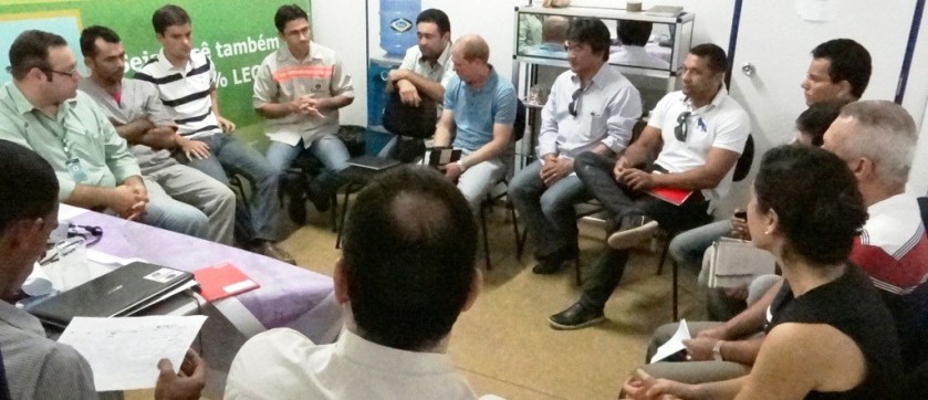 As propriedades rurais integrantes da Unidade de Monitoramento e Combate a Incêndio Florestal contribuirão com equipamentos e mão de obra.