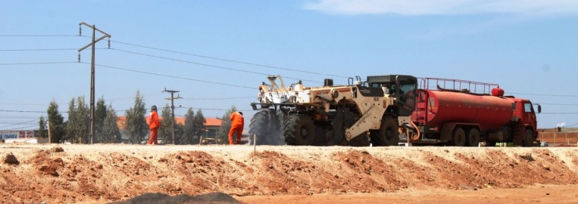 Início das obras. O final só Deus e o DNIT sabem quando será