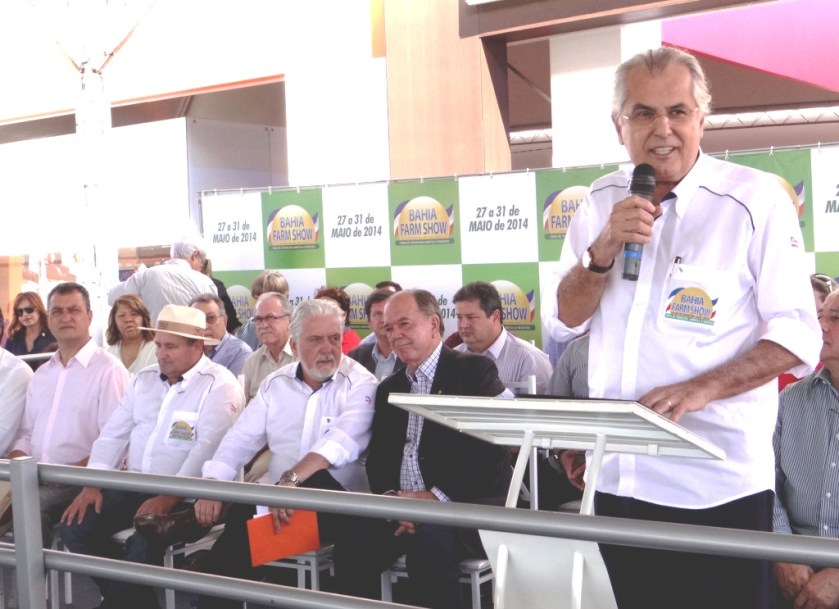 O prefeito Humberto Santa Cruz, anfitrião da Bahia Farm Show, em pronunciamento na solenidade de abertura
