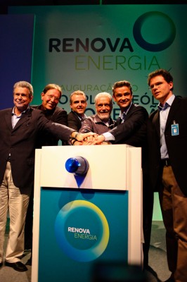 Wagner: dois anos separam, com prejuízos, as duas inaugurações