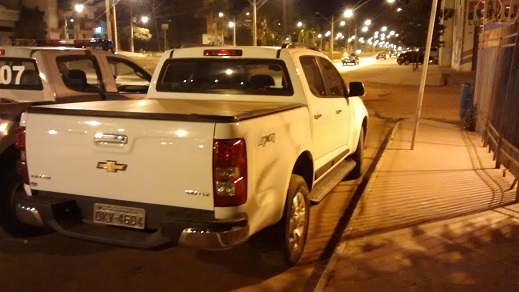 carro apreendido: S10