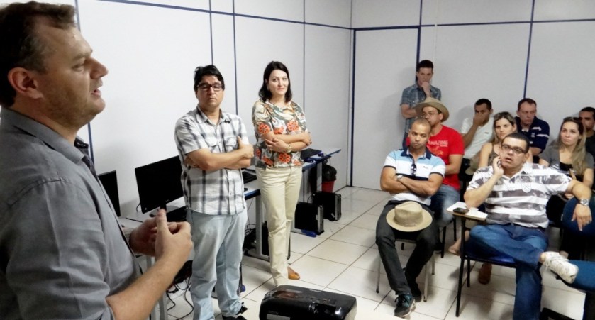 O secretário Municipal de Governo, Carlos Koch, comentou sobre as positivas  perspectivas de crescimento do município e como a UFOB participará desse processo.