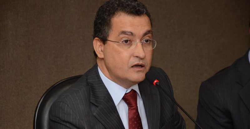 Rui Costa: tentativa de segurar resultados da pesquisa onde aparece em terceiro lugar