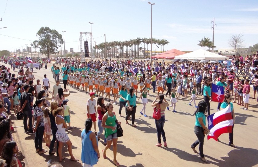 Este ano o desfile cívico acontecerá na Avenida Salvador, entre a rua Rui Barbosa e o cruzamento da Avenida JK.