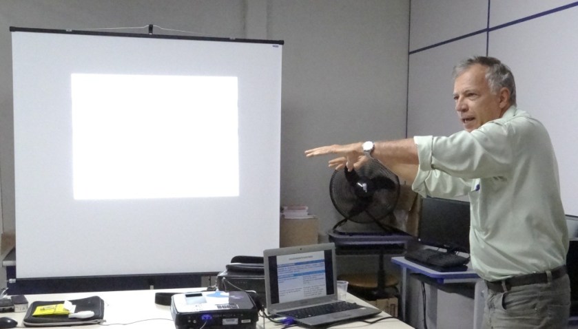 Fernando Dultra, da empresa Cosmos, responsável pela execução do PMSB na cidade falou da importância de todos se acostumarem a viver causando menos impacto ao ambiente em que vivemos