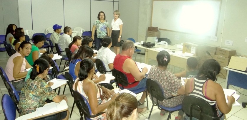 Rosangela Della Costa, lembrou que cada banca de feira deve ser encarada uma empresa, afinal, a maioria dos feirantes é um empreendedor individual.