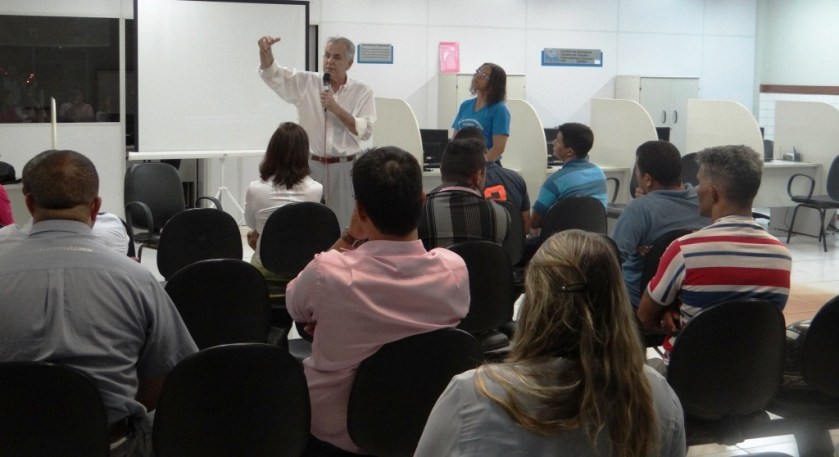 No último dia 14, o prefeito se reuniu com representantes dos bairros Florais Lea e Santa Cruz. A segunda audiência é nesta quarta-feira, 26, as 19h.