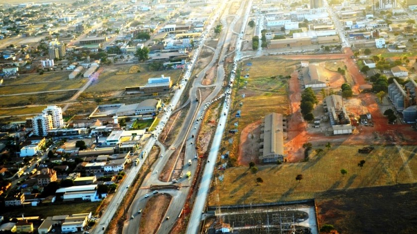Caminhoneiros prometem fechar a BR 242/020. Foto de Carlos Alberto Sampaio
