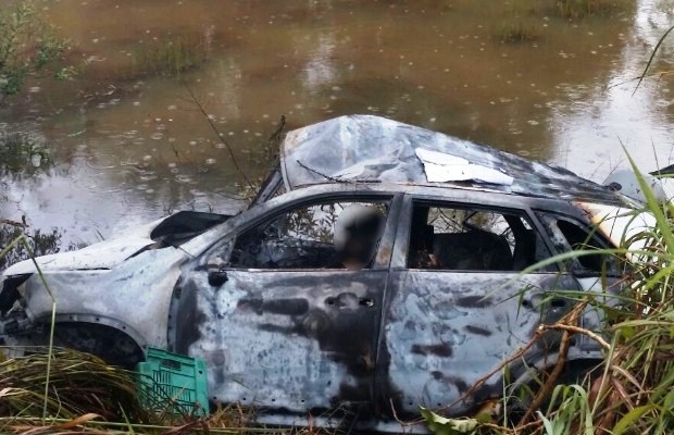 carro-carbonizado