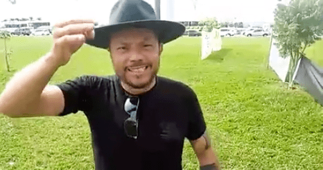 É apenas mais um canalha solto por aí