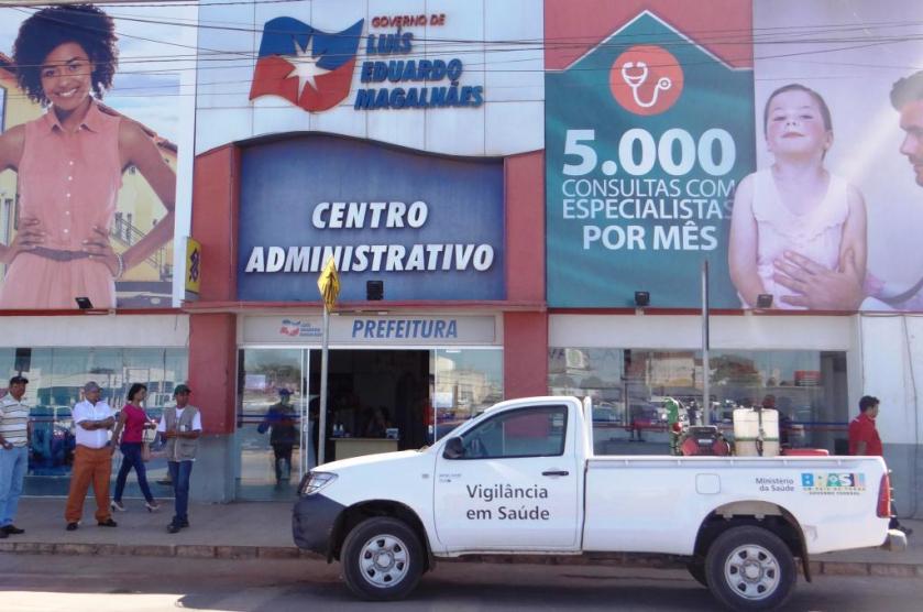 Carro fumacê auxiliou o trabalho de combate à dengue em LEM