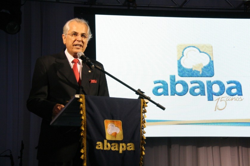 Para Humberto Santa Cruz é motivo de orgulho para Luís Eduardo Magalhães sediar o maior laboratório de análises de fibras da América Latina