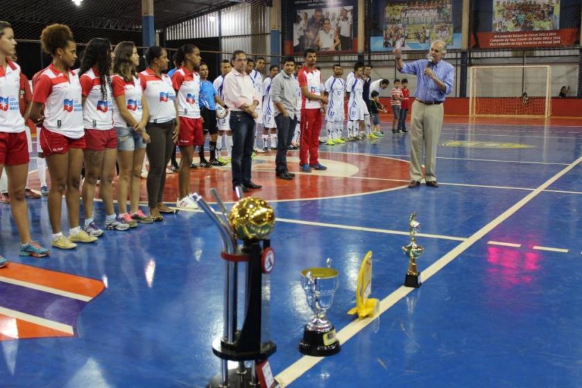 Seleção Feminina, homenageada.
