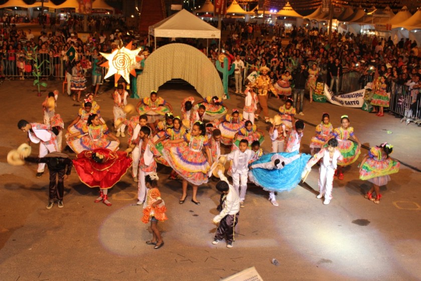 Tira o Pé na Brasa foi a quadrilha campeã entre as mirins