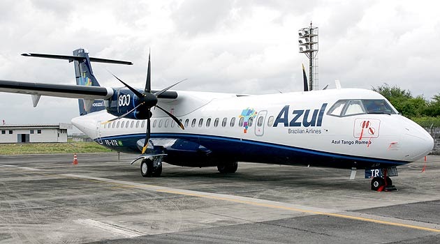 azul-atr-72-600