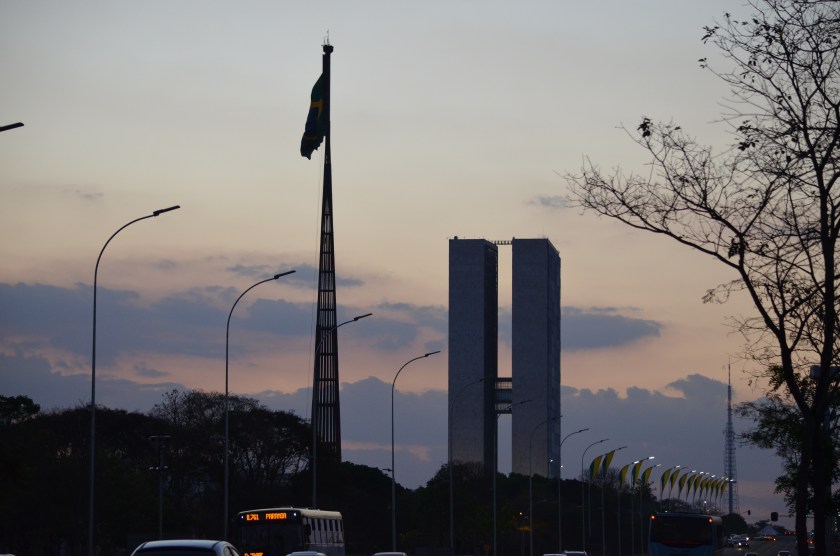 Brasília, no fim da tarde. Foto de Carlos Alberto Sampaio, de O Expresso.