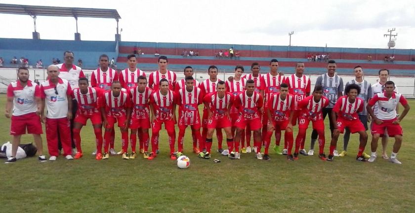 Depois da vitória fora de casa, LEM só depende de si para passar à próxima fase da competição