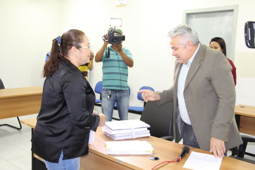 A vice prefeita assume