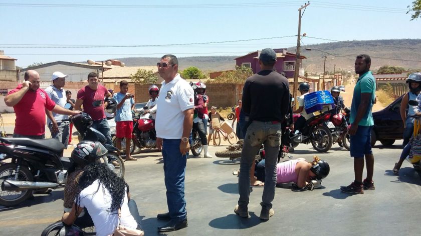 acidente moto barreiras