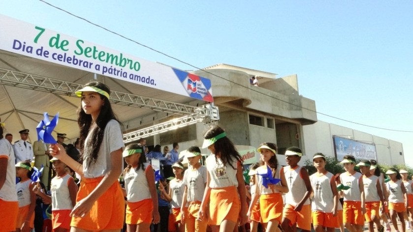 Este ano, mais de 40 agremiações devem participar do Desfile Cívico