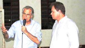 O prefeito Humberto Santa Cruz e o presidente Associação de Produtores do Distrito de Bela Vista, Douglas Radoll